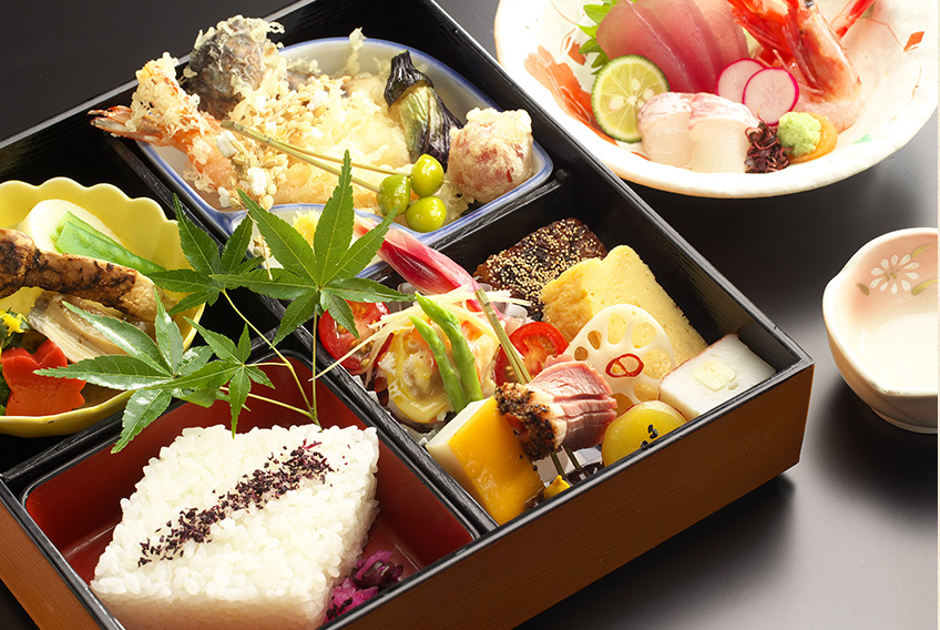 松花堂弁当